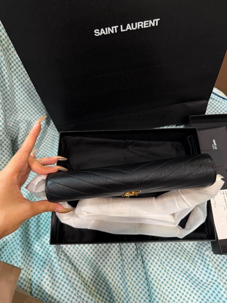 Altro in  Abbigliamento & Accessori: Saint Laurent WOC 9 y2022 – Usato da Widnau venduto da Pukpan_99 2