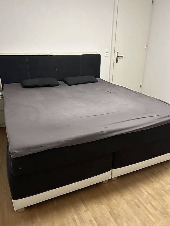 Lits: Boxspringbed: Doppelbett 180x200 cm  – D'occasion à Brugg AG par Avikrish
