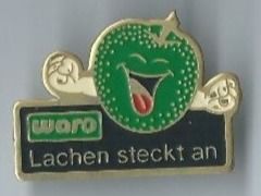 Waro Lachen Pin