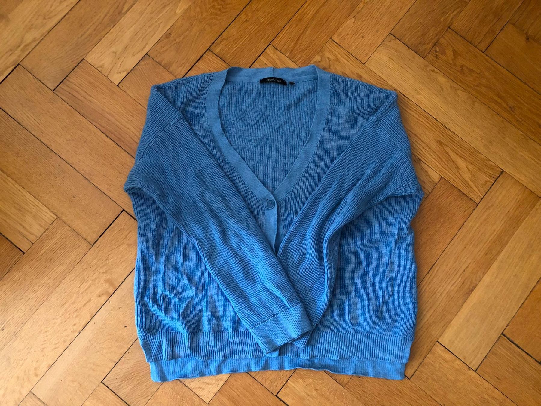 Pulls & Sweat-shirts: blaue Strickjacke in Grösse S – D'occasion à Bern par lau_5jfh