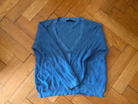blaue Strickjacke in Grösse S