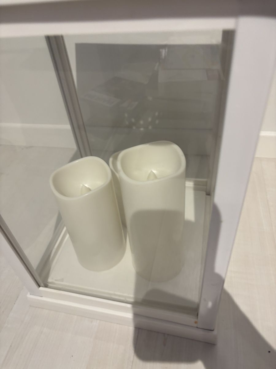 Lanternes: Laterne weiss mit 3 LED Kerzen Timer Funktion – D'occasion à Herzogenbuchsee par ameise02 1
