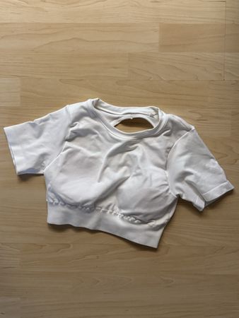 Teveo Sport Crop Top weiss mit Rückenausschnitt, Grösse S