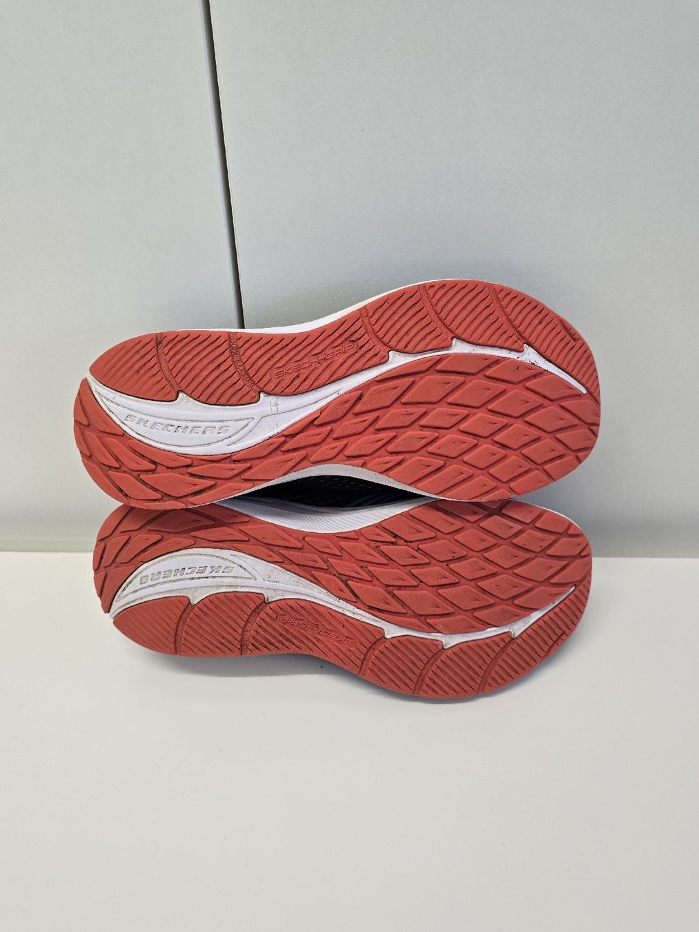Skechers Scarpe per ragazze: Skechers Sneaker Mädchen Gr.36 – Usato da St. Gallen venduto da CAPYCORP 2