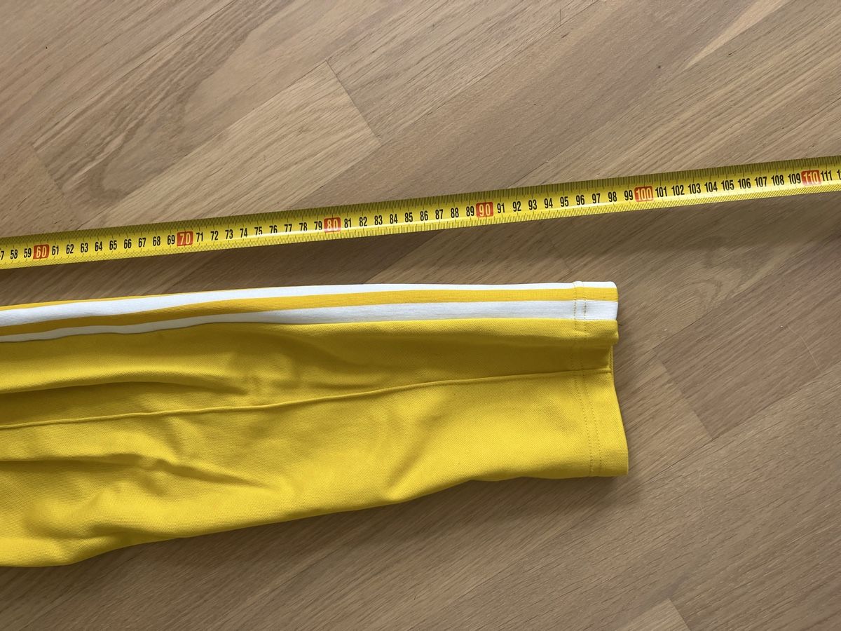 Adidas Pantaloni: Adidas Trainingshose Gelb – Usato da Meilen venduto da jes_c25c 2