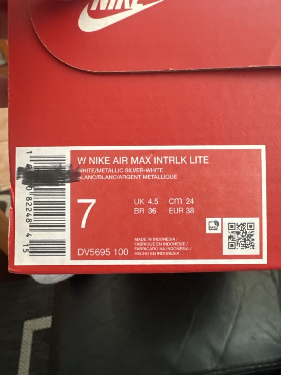 Chaussures femmes: Nike air max intel lite grosse 38 – Neuf avec emballage d'origine à Niederglatt ZH par Laurita1972 1