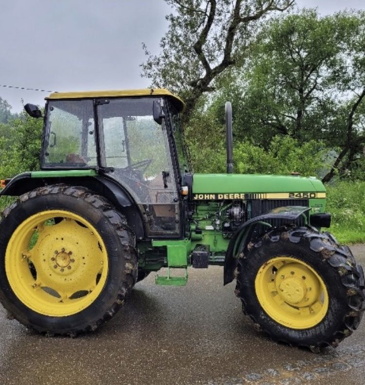 John Deere Trattori: John deere 2450 – Usato da Courrendlin venduto da M2824