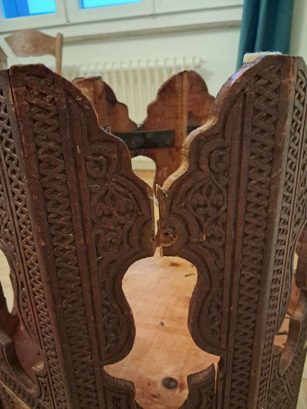 Tische: Table antique ottomane – Gebraucht aus Lausanne von Lilililili 9