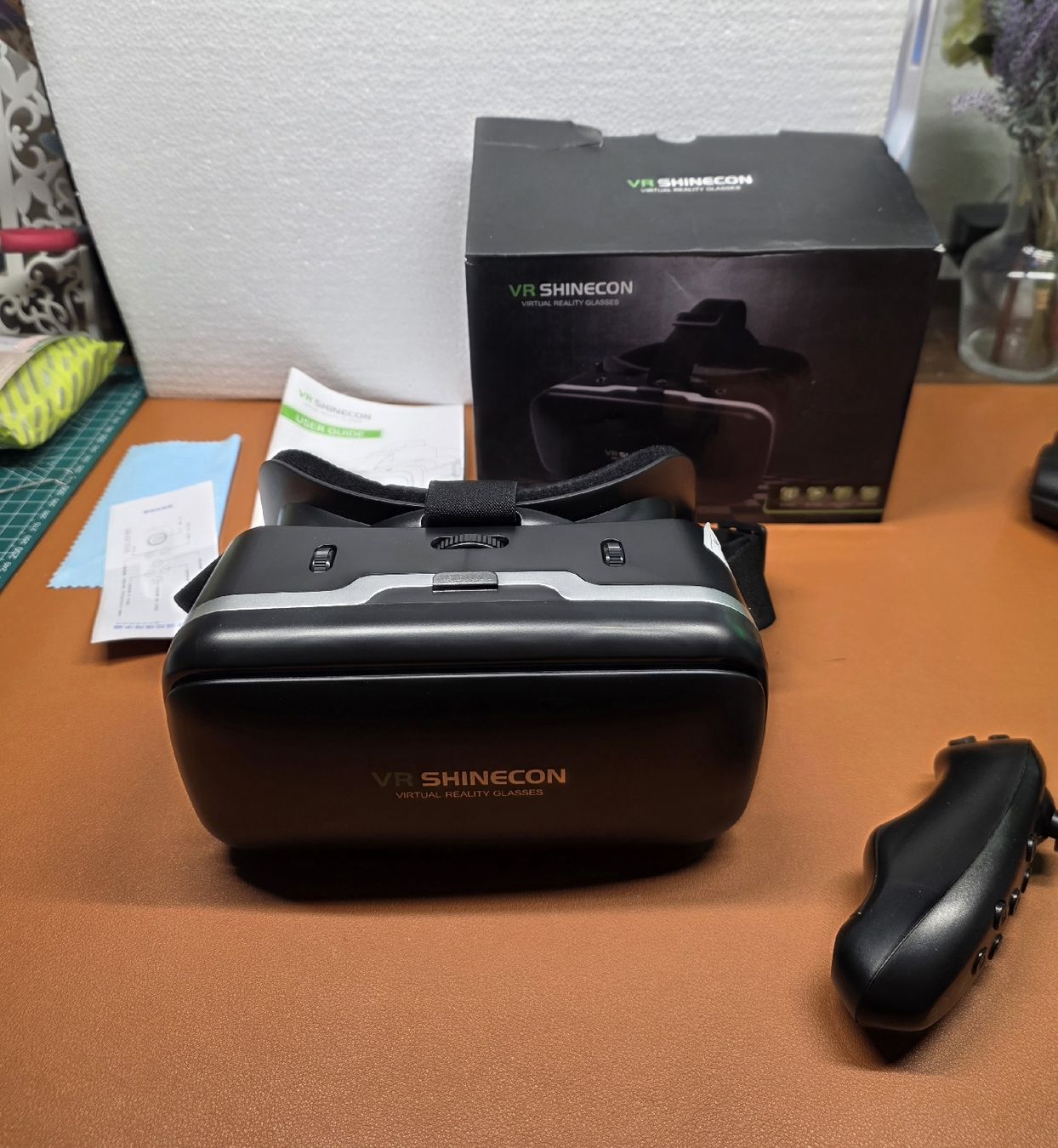 Casco VR: VR Shinecon: Virtual Reality Brille mit Controller – Neu! – Nuovo e nell'imballaggio originale da Möhlin venduto da mic_lo 1