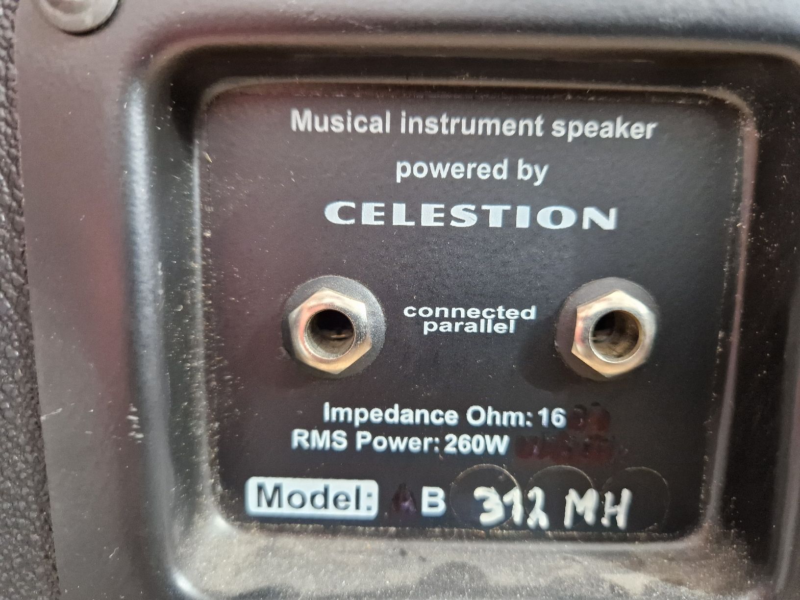 Strumenti musicali: laboga guitar cabinet – Usato da Bramois venduto da Djoule87 2