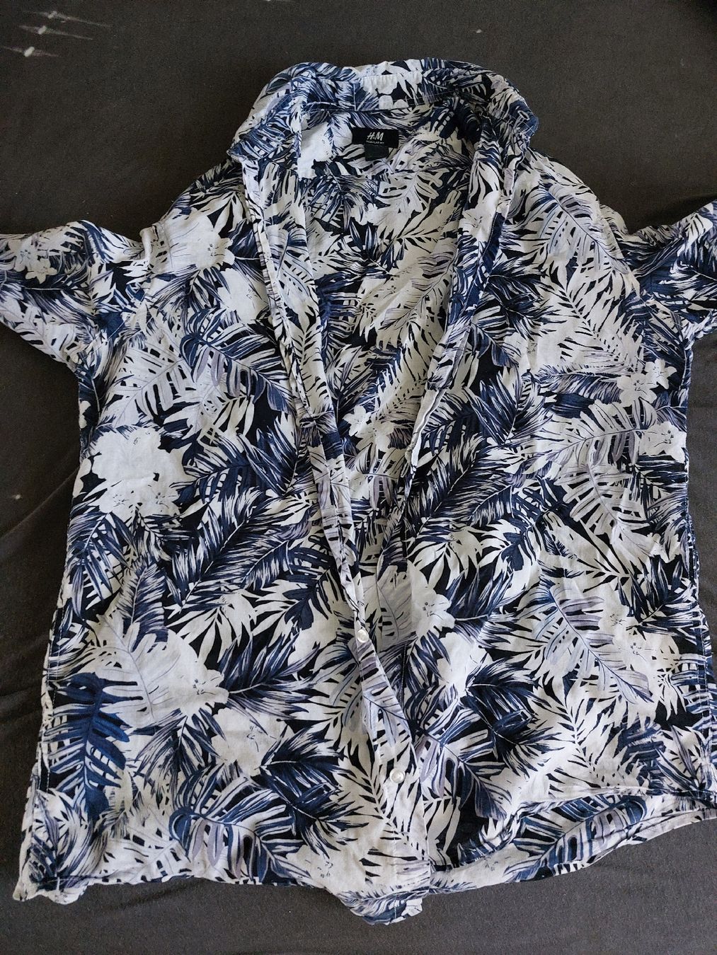 H&M Hemden: H&M Hemd Regular Fit, blau/weisses Muster, Grösse M – Gebraucht aus Gwatt (Thun) von B.D.999