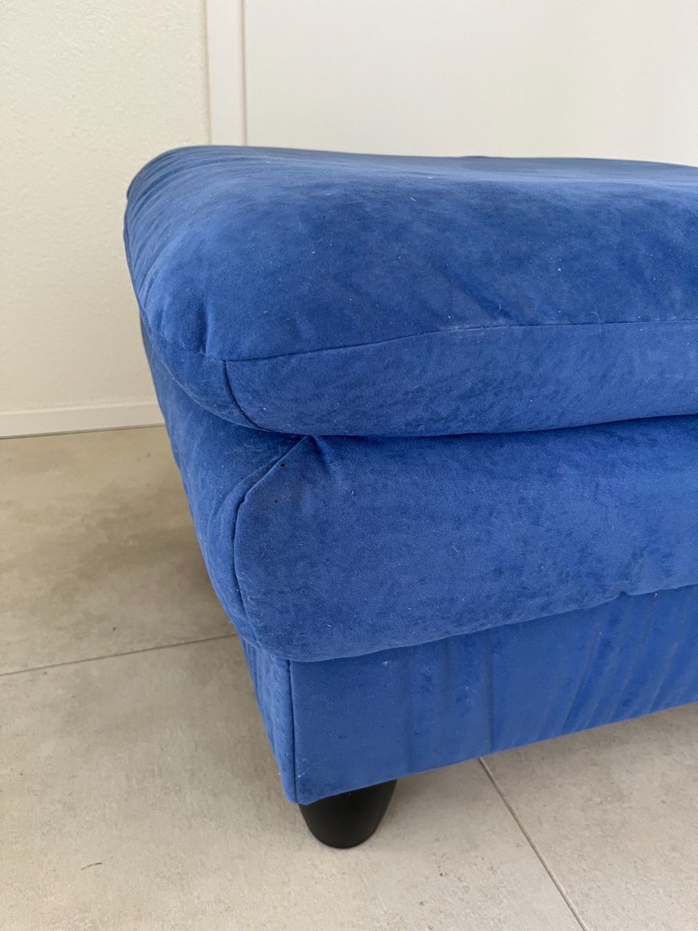 Poltrone: Pouf bleu en tissu – Usato da Epalinges venduto da vdu_5tl6 3
