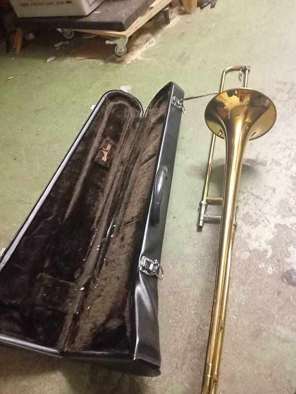 Instruments de musique: Posaune mit Koffer – D'occasion à Basel par Petergunn 1