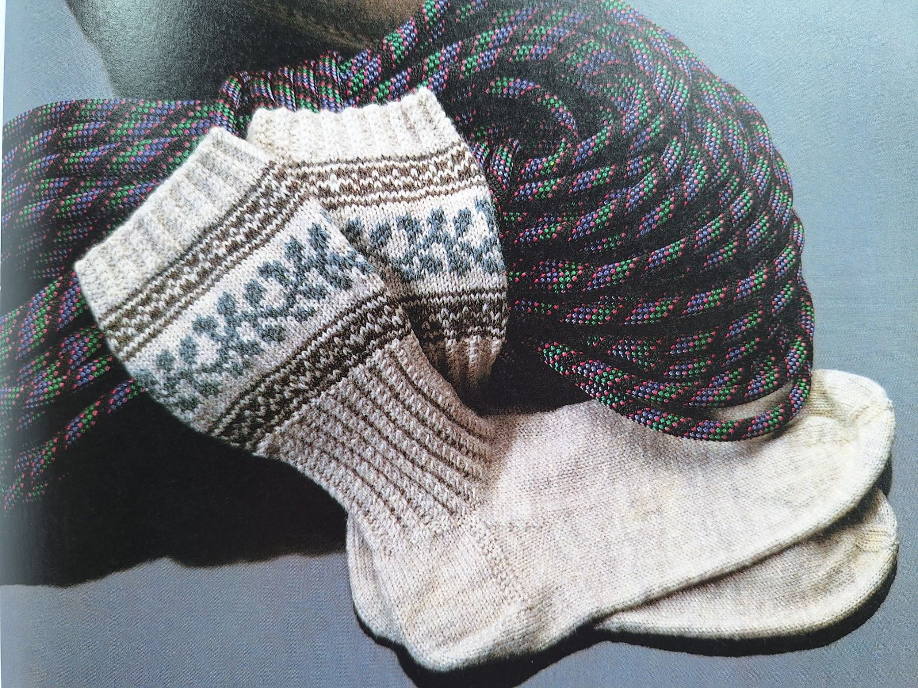 Libri: SCHICKE SOCKEN STRICKEN – Usato da Huttwil venduto da Kunterbuntli 4