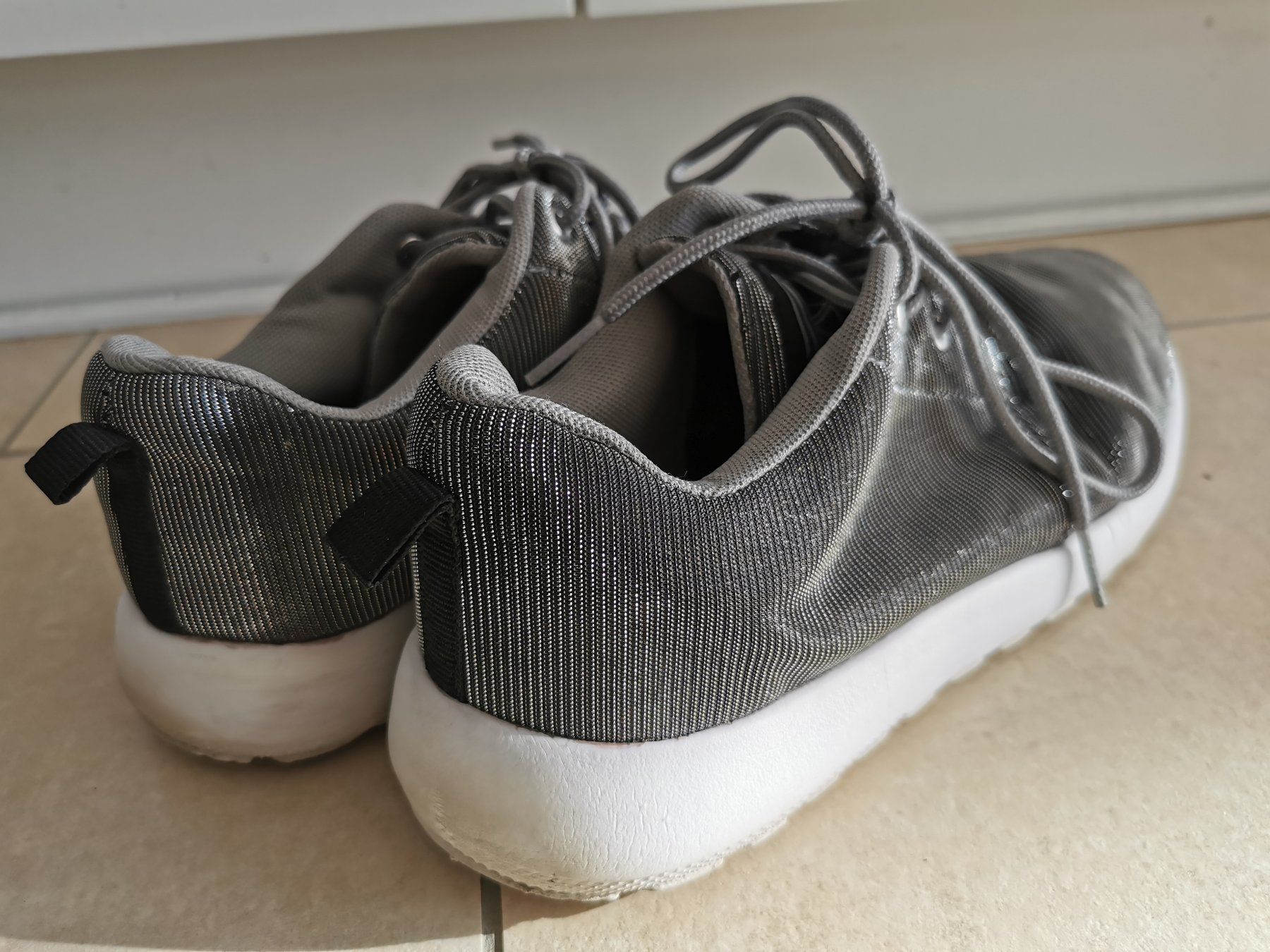 Scarpe da donna: Sneaker - Grösse 40 – Nuovo (secondo la descrizione) da Rickenbach b. Wil venduto da VeryLovelyThings 4