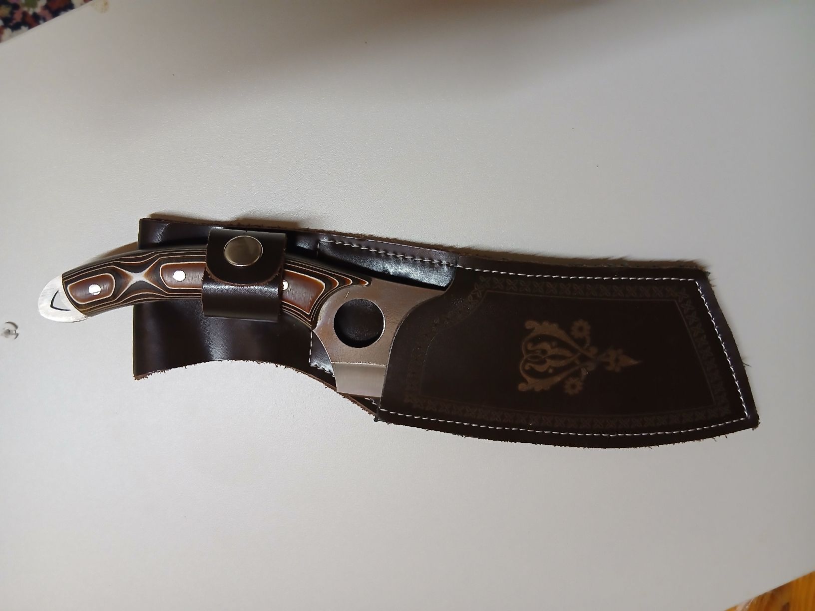 Accessoires: Hackmesser mit Lederscheide braun , neu – Neuf avec emballage d'origine à Gränichen par isa_ybq9