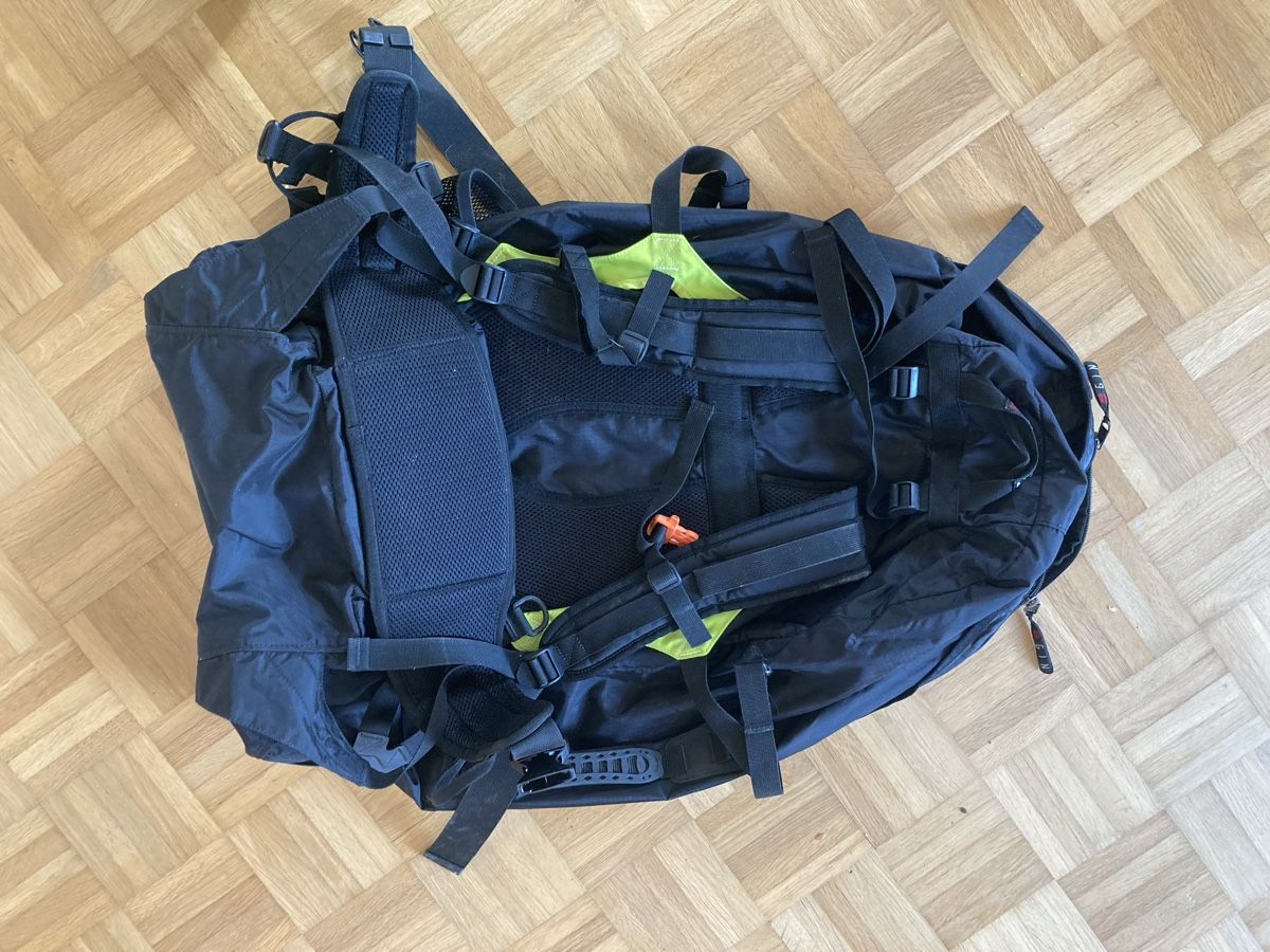 Zaini: rucksack für gleitschirm – Usato da Münchenstein venduto da lilah 1