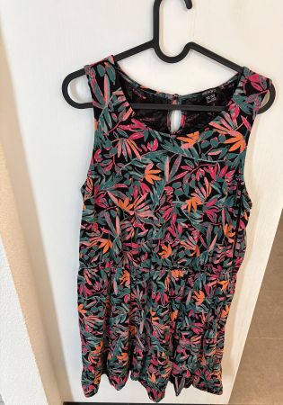 Kleid Grösse L (neu und ungetragen)