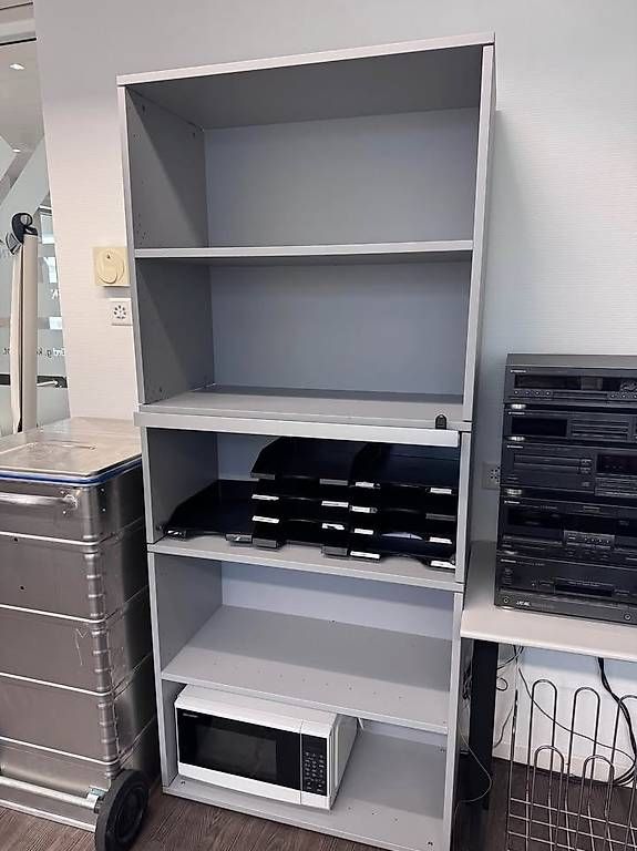 Armadi: Schrank – Usato da Niederuzwil venduto da jessykr24 1