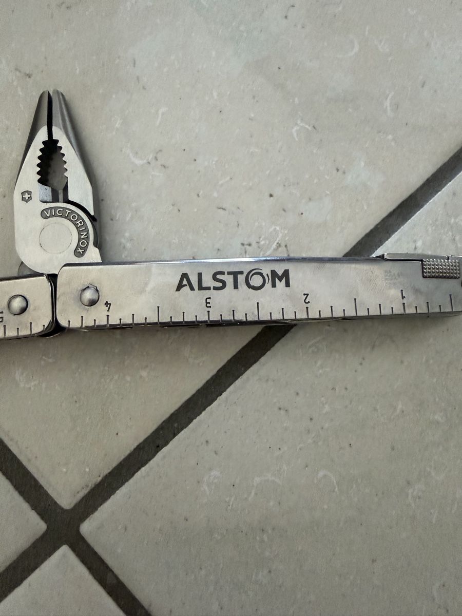 Victorinox Tous les outils: Victorinox Swiss Tool Plus 6 Bits&Wrench – Neuf avec emballage d'origine à Greifensee par Tschappala 5