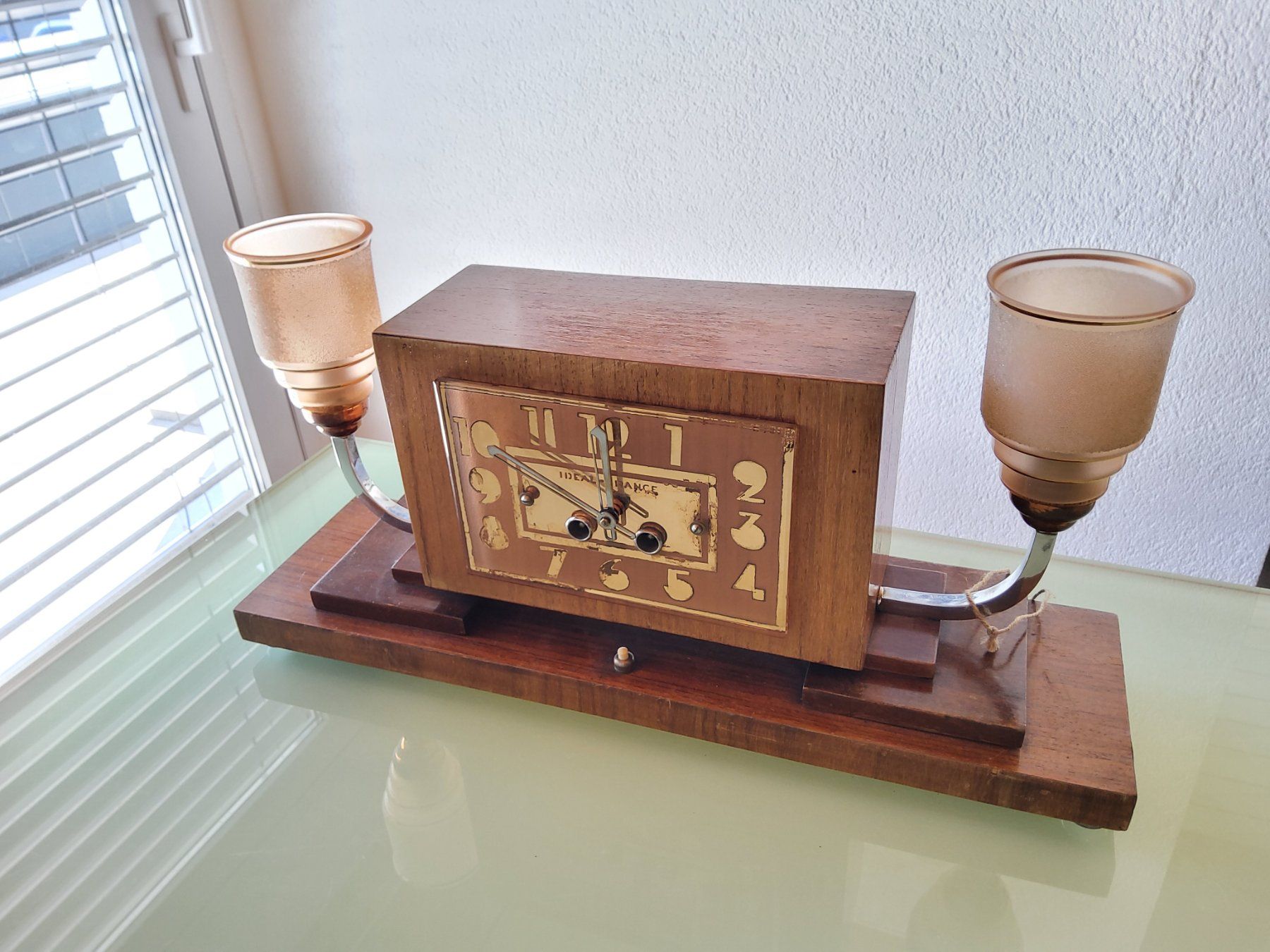 Stand- & Wanduhren: Pendule de table Art Déco ancienne  – Gebraucht aus Malleray von Broc-Mo 9
