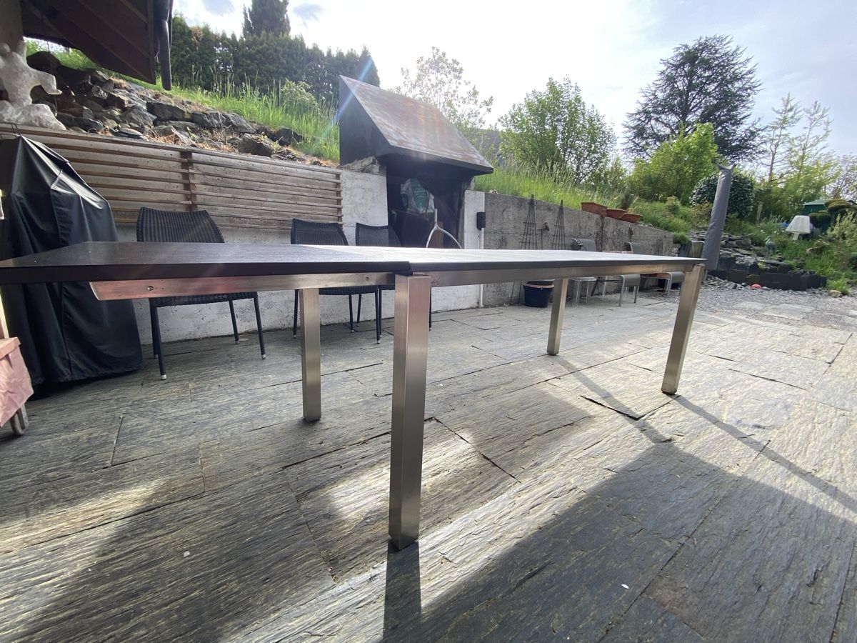 Tavoli: Edler Hutter Gartentisch mit Schiefer geflammt! – Nuovo (secondo la descrizione) da Belpberg venduto da ingeli 2
