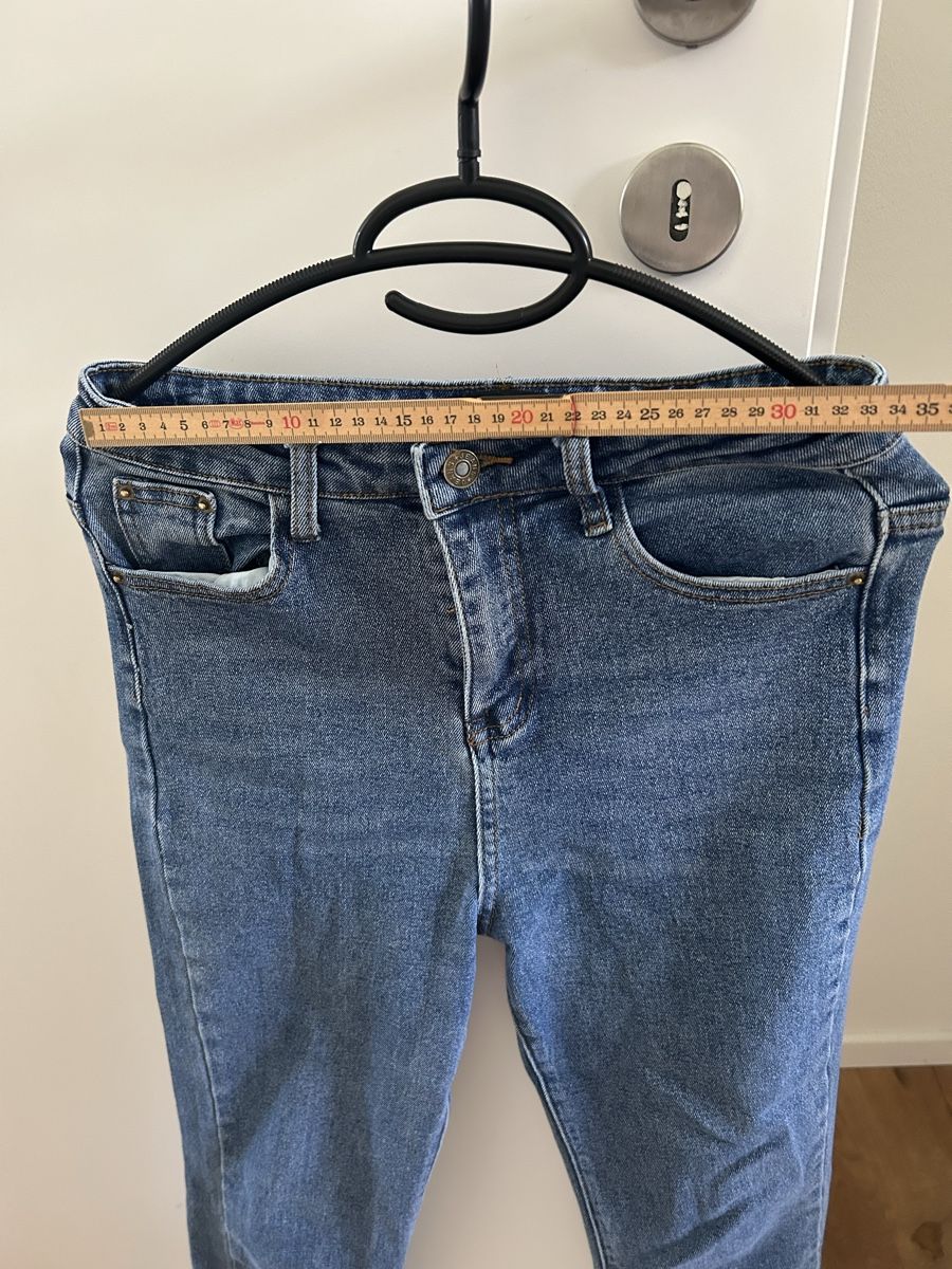 Jeans: Jeans Grösse S – D'occasion à Läufelfingen par Kitty_St 2