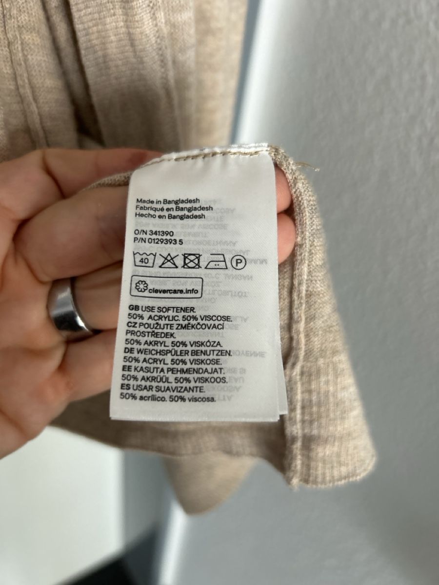 H&M Giacche: Leichtes Strickjäggli von H&M, Grösse M, beige – Nuovo (secondo la descrizione) da Erlinsbach SO venduto da hallon480 1