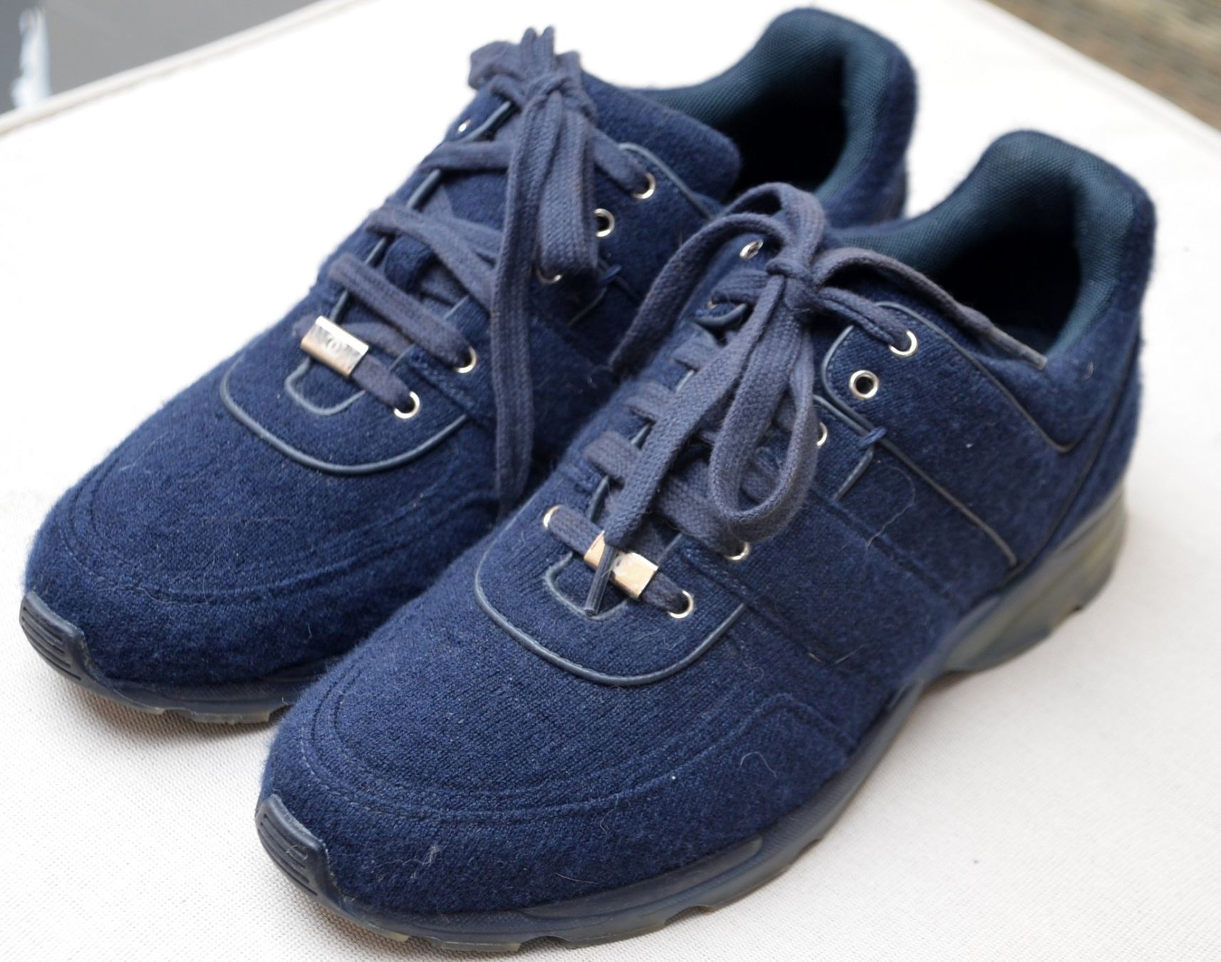 Chanel Scarpe da donna: CHANEL CC Trainer Sneakers .41 – Usato da Collonges venduto da Auganien 3