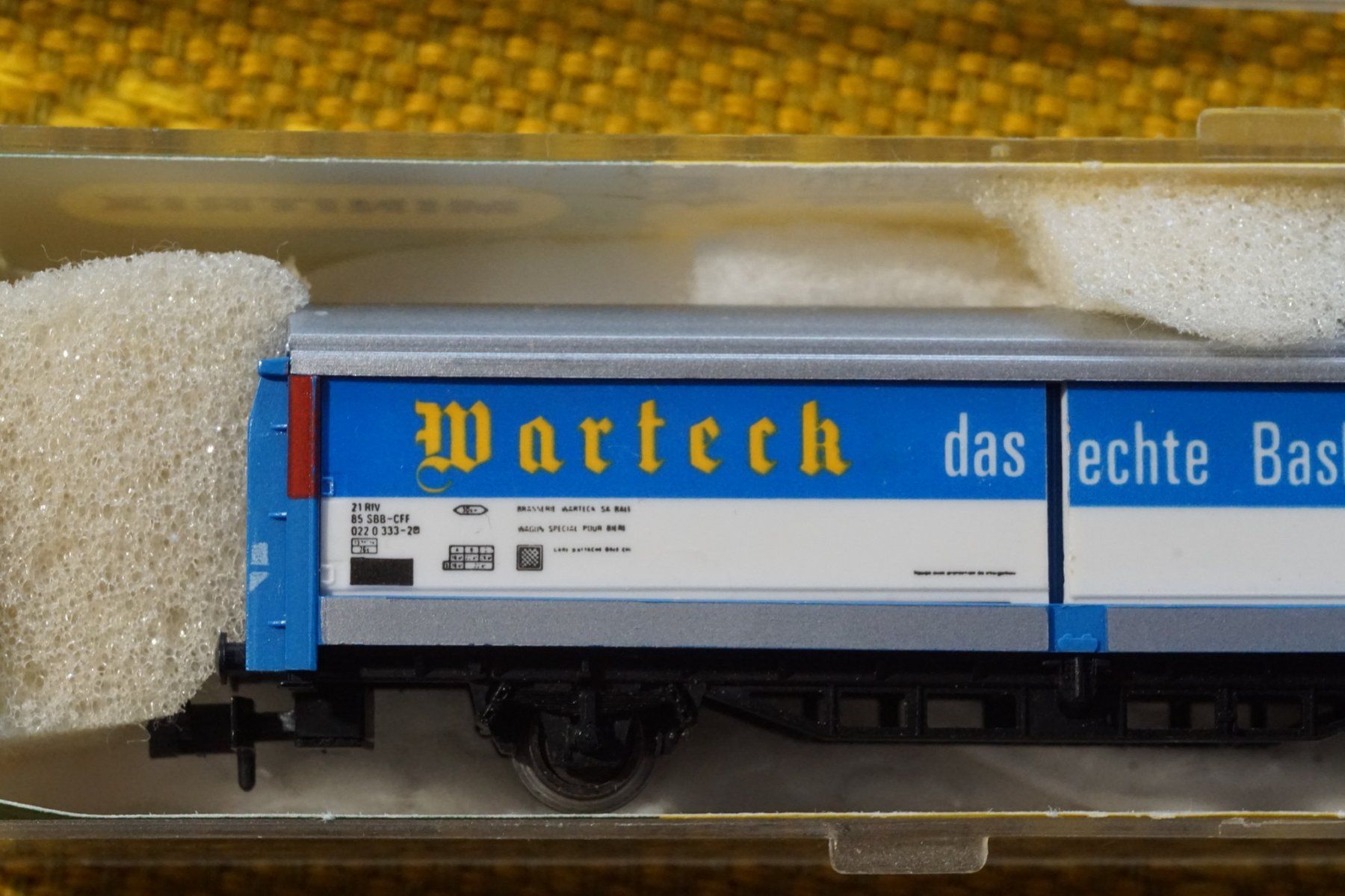 Trix Trains électriques: Güterwagen "Warteck das echte Basler Bier" Spur N – D'occasion à Gränichen par iknow 3