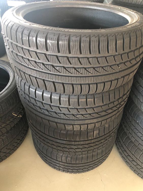 Hankook Winterreifen 22540 R18