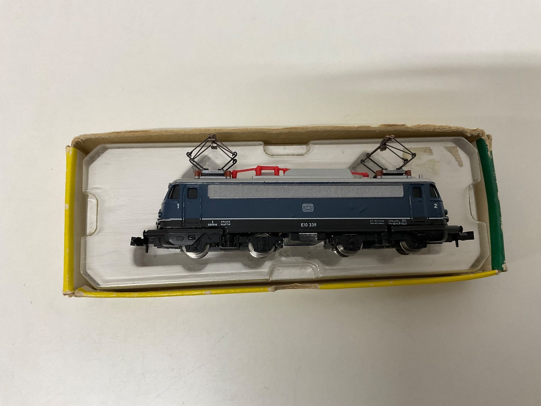 Trix Modellini di ferrovie: Minitrix 2930, Elektrolok, E10 338 blau der DB, Bespielt – Usato da Chur venduto da Chur75 5