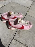 Nike Cortez Damen Gr. 41, Pink/Rot