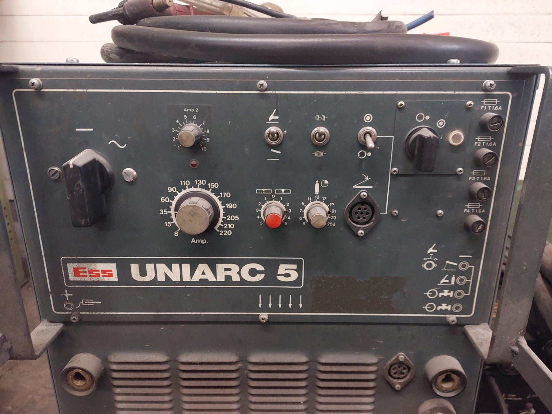 Saldatori: WIG Schweissgerät ESS Uniarc 5 – Usato da Gersau venduto da jonen01 1