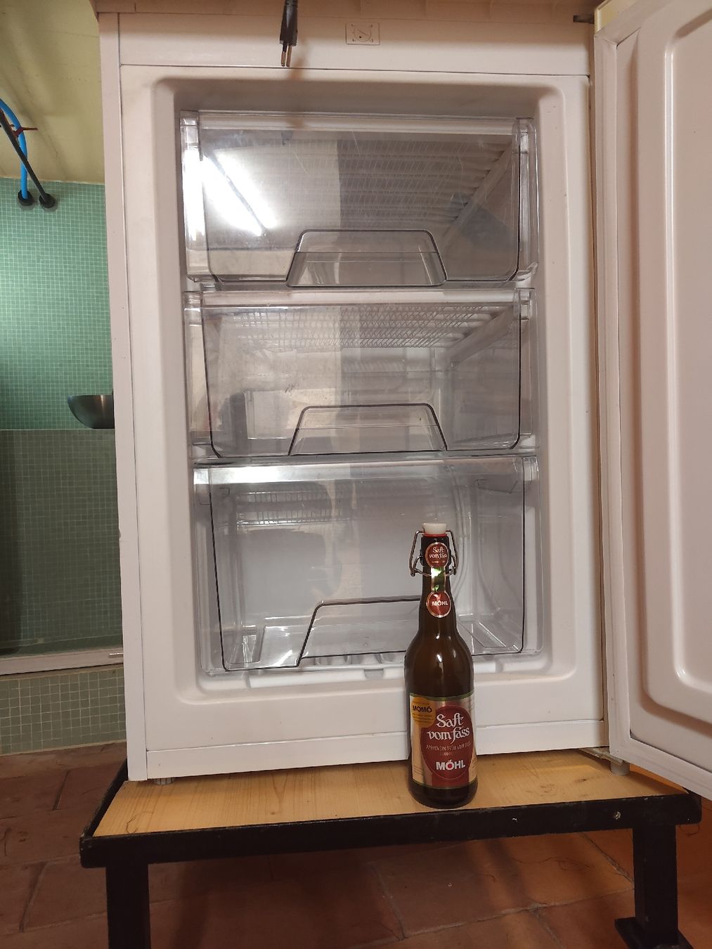 Gefrierschrank: Kleiner Gefrierschrank 85cm – Gebraucht aus Hinwil von rawbay 2