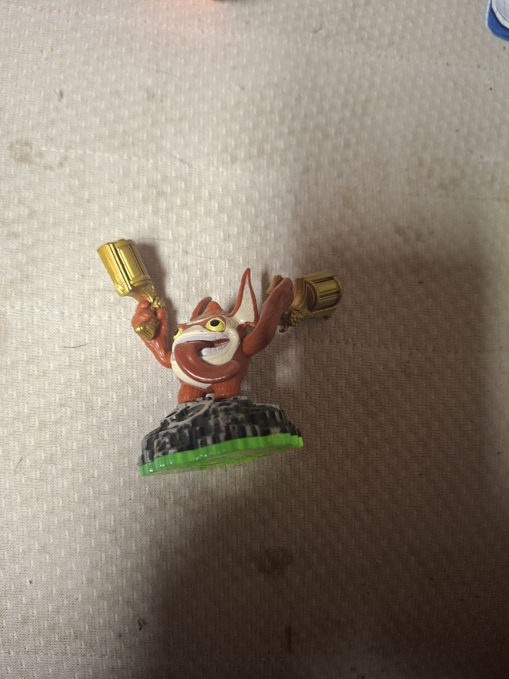 Nintendo Spiele: skylander figur – Gebraucht aus Alikon von e_w_lt5y