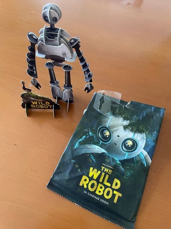Statuette: The wild robot Figur aus Karton basteln – Nuovo (secondo la descrizione) da Bergdietikon venduto da antovale