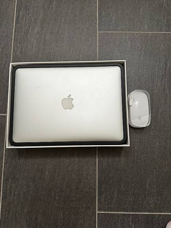 Apple Notebook: Macbook Air (2015) inkl. Apple Mouse – Usato da Thalwil venduto da SeileSve 2
