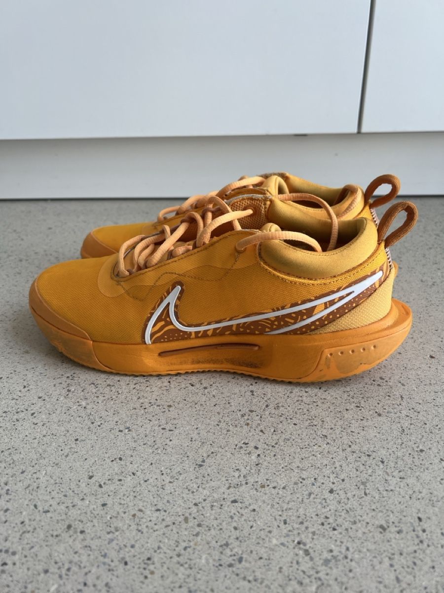 Nike Scarpe da uomo: Nike Zoom Court Gr. 40 – Usato da Adliswil venduto da la.di.ma 1