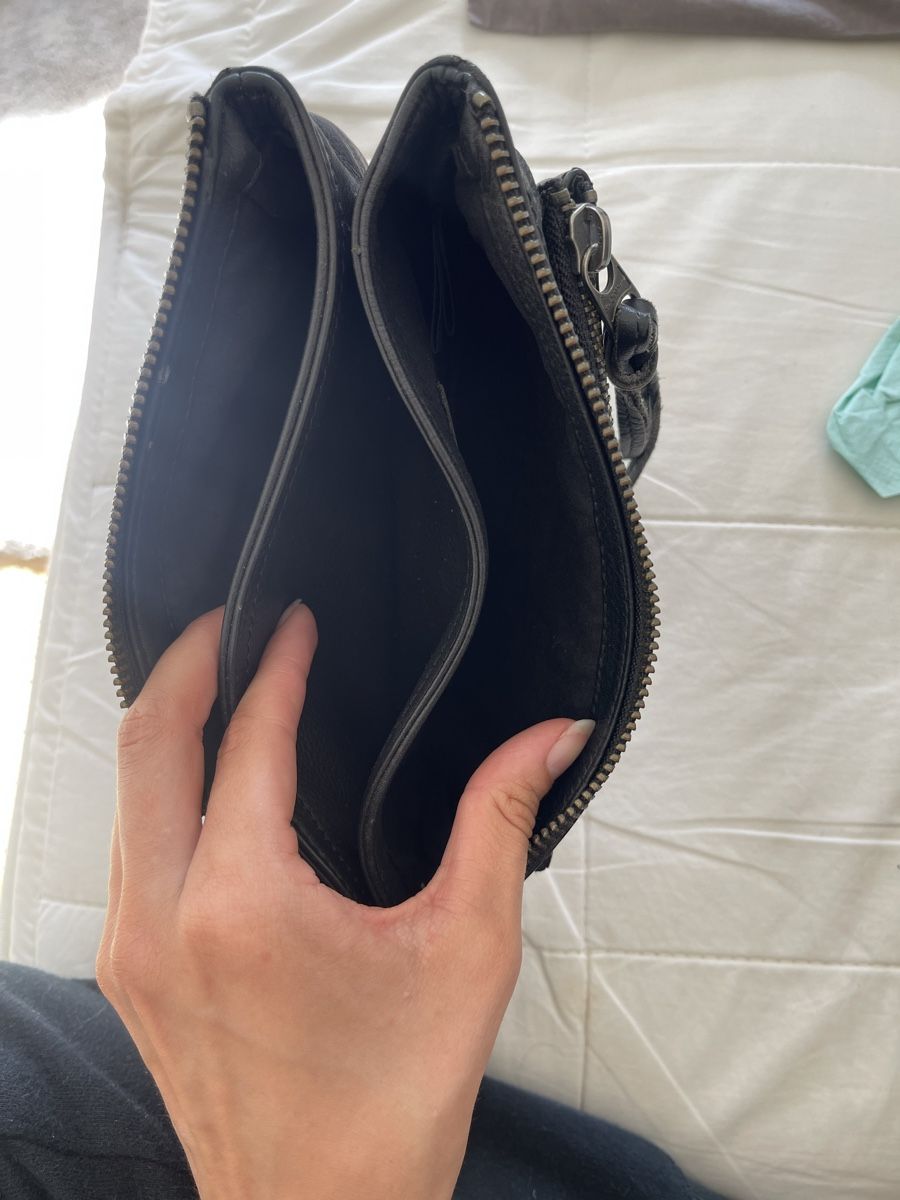 Zadig & Voltaire Taschen für Damen: Zadig & Voltaire Lederclutch – Gebraucht aus Lenzburg von CelinaS01 3