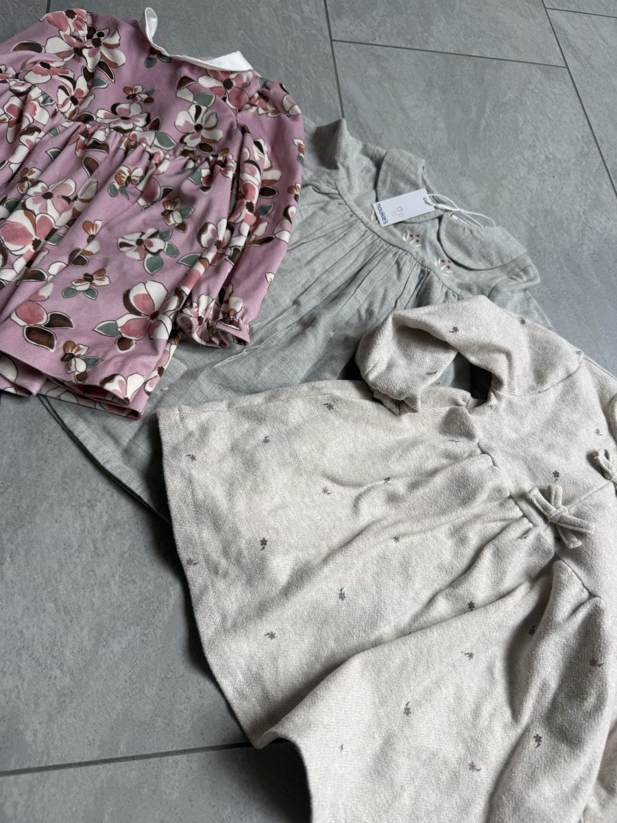 Vestiti & Gonne: Langarmkleid Kleid mädchen 86 – Nuovo (secondo la descrizione) da Dällikon venduto da RaMona.- 1