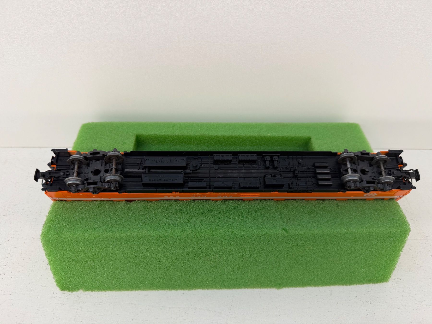 Märklin Modellini di ferrovie: Märklin SBB Eurofima Abteilungswagen – Usato da Büsserach venduto da ModellbahnDepot 6