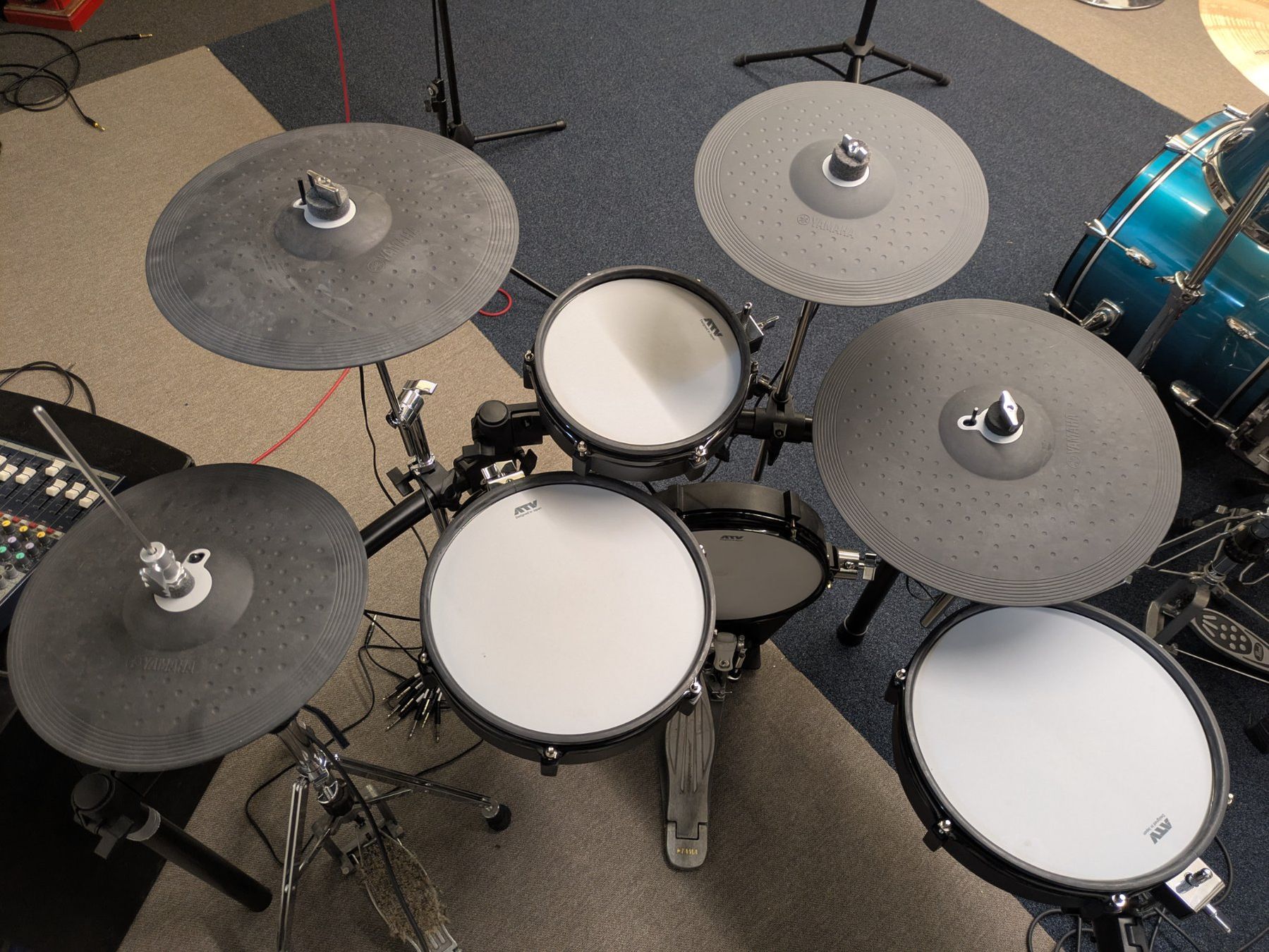 Yamaha Strumenti musicali: Yamaha E-Drum DTX 8 mit ATV Pads – Usato da St. Gallen venduto da Jmelmuka 2