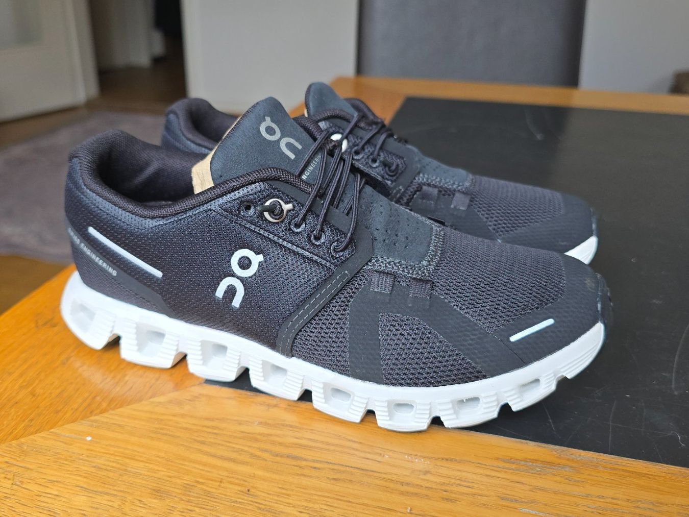 On Chaussures femmes: On Cloud schuhe EU 36.5 – Neuf (Voir description) à Wallisellen par theblacksheep