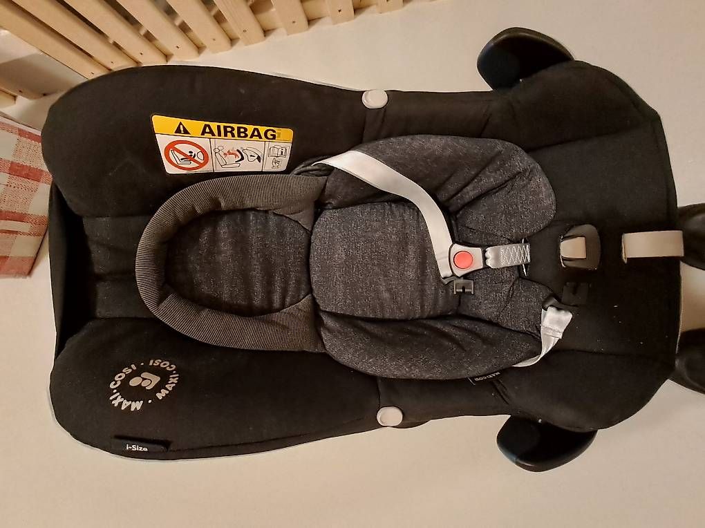 Seggiolini per auto: Maxi Cosi  – Usato da Zell LU venduto da soko 1