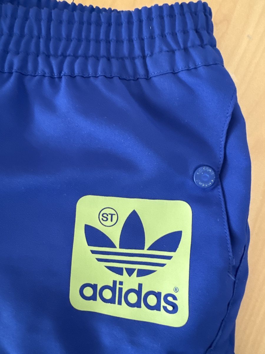 Adidas Pantaloni: Adidas Shorts Gr.40 mit Innennetz – Usato da Kreuzlingen venduto da eli_qm8d 2