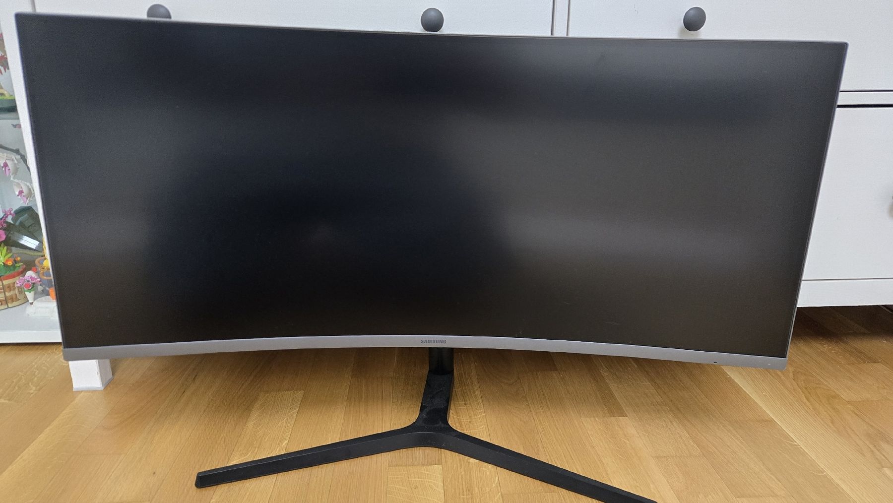 Samsung Monitor: samsung c34h890wgr – Usato da Dübendorf venduto da Power46