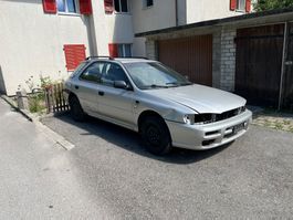 Subaru Impreza Kombi 2.0 4WD als Ersatzteilspender