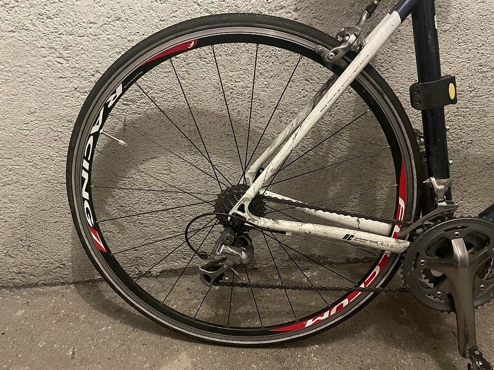 Stöckli Vélos: Vélo Stöckli – D'occasion à Neuchâtel par jul_wy7q 2