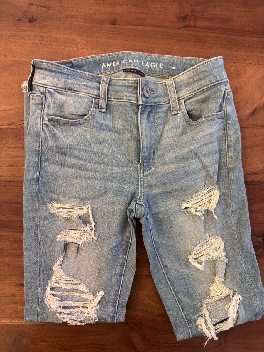 American Eagle Jeans: American Eagle Jeans, Grösse 4 Regular – Usato da Allschwil venduto da ana_87pj 1